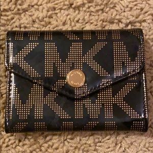 Michael Kors mini wallet